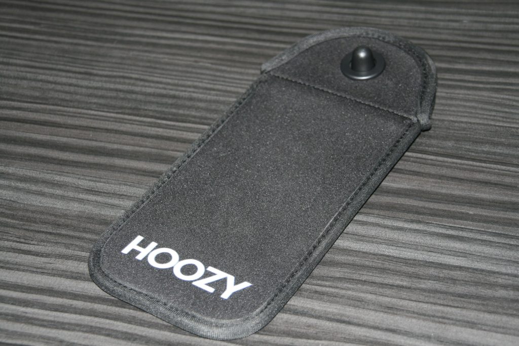 Afgesloten Hoozy hoes voor telefoonvrije evenementen