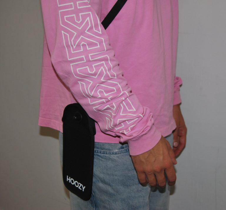 Hoozy hoes aan een strap tijdens het event