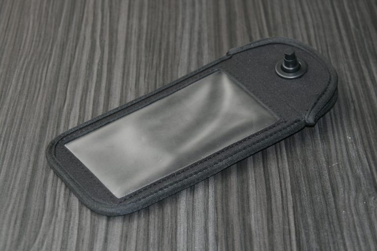 Cameravrije Hoozy hoes klaar voor een clubnacht